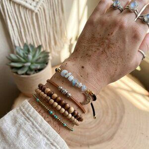 Designs by Forte Boho Natural Stone Chip & Gold Moon Charm Bracelet 🌙